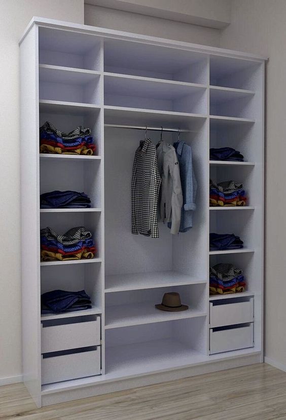Placard blanco con estanterías y cajones